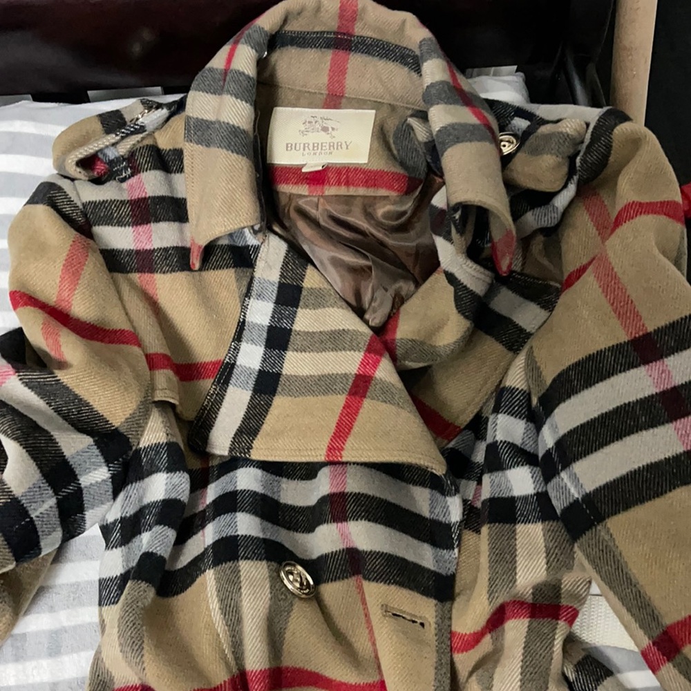 COPY- Burberry coat